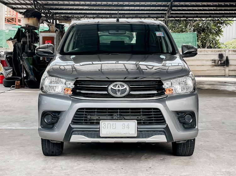 Toyota Hilux Revo 2018 2.4 E Pickup ดีเซล ไม่ติดแก๊ส เกียร์ธรรมดา เทา รูปที่ 2
