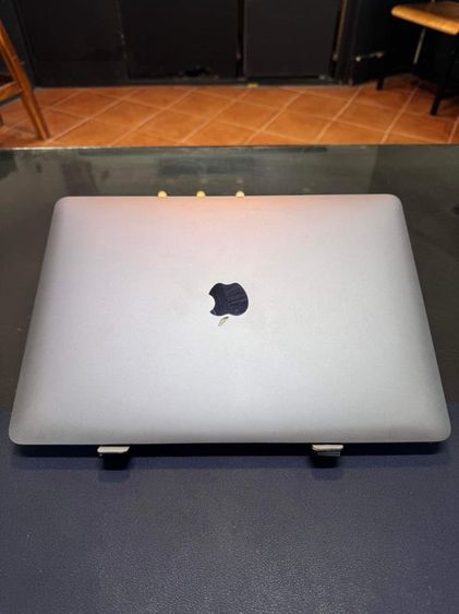 MacBook Air M1 สี space gray