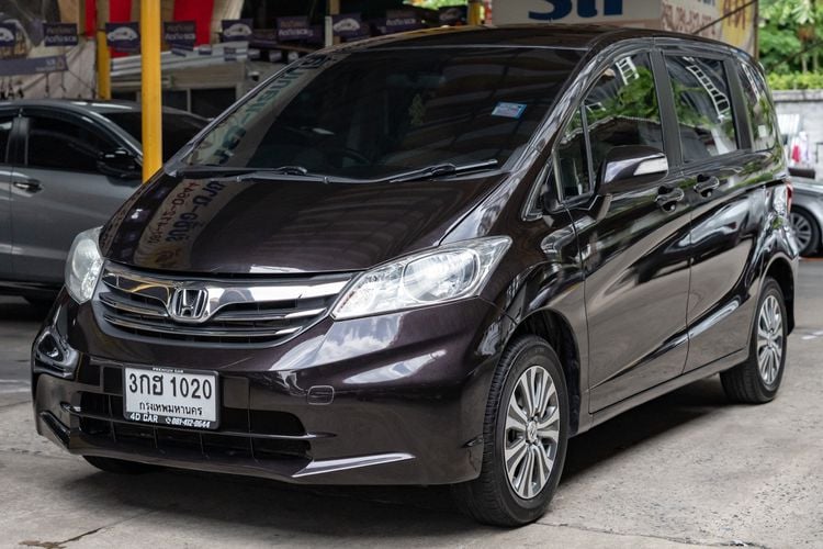 Honda Freed 2015 1.5 E Utility-car เบนซิน ไม่ติดแก๊ส เกียร์อัตโนมัติ น้ำตาล รูปที่ 2