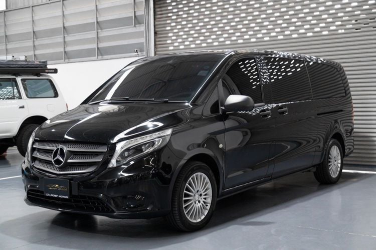 รถ Mercedes-Benz V-Class Vito สี ดำ