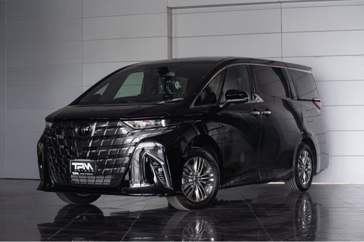 Toyota Alphard 2024 2.5 Van เบนซิน ไม่ติดแก๊ส เกียร์อัตโนมัติ ดำ