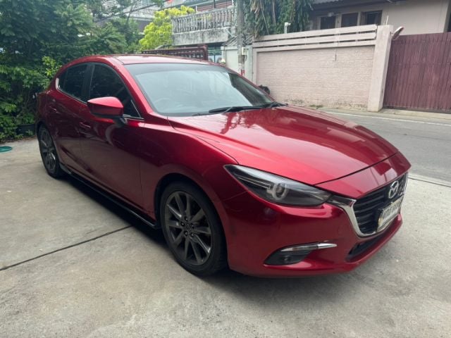 Mazda Mazda3 2015 2.0 S Sports Sedan เบนซิน ไม่ติดแก๊ส เกียร์อัตโนมัติ แดง