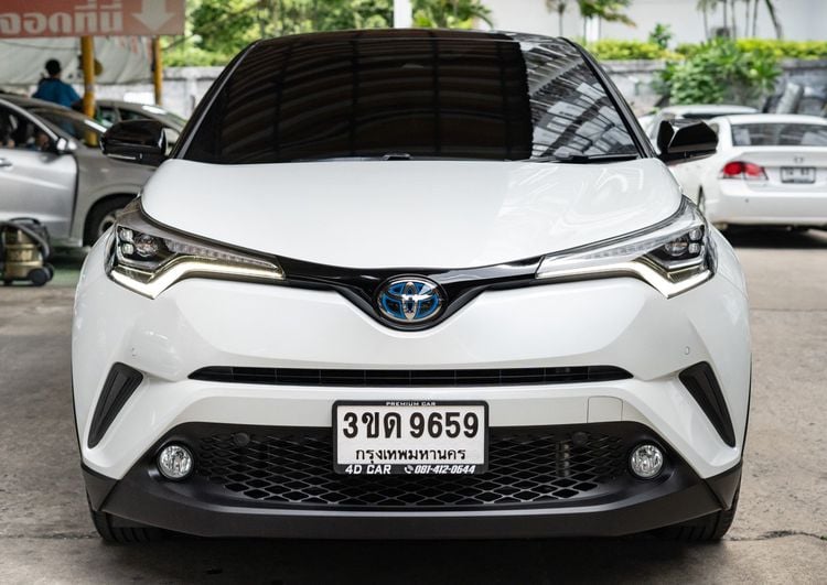 Toyota C-HR 2022 1.8 Hybrid Premium Safety Utility-car ไฮบริด ไม่ติดแก๊ส เกียร์อัตโนมัติ ขาว