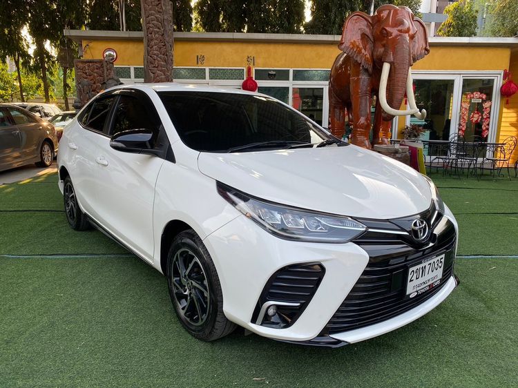 Toyota Yaris ATIV 2022 1.2 Sport Sedan เบนซิน ไม่ติดแก๊ส เกียร์อัตโนมัติ ขาว รูปที่ 3