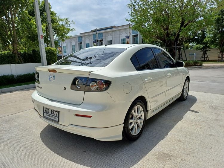 Mazda Mazda3 2010 1.6 V Sedan เบนซิน ไม่ติดแก๊ส เกียร์อัตโนมัติ ขาว