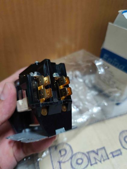 แมกเนติก คอนแทคเตอร์ แอร์ ยี่ห้อ Erina Magnetic contactor รูปที่ 11