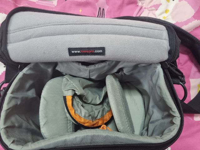 กระเป๋า LowePro Stealth Reporter D100aw รูปที่ 3