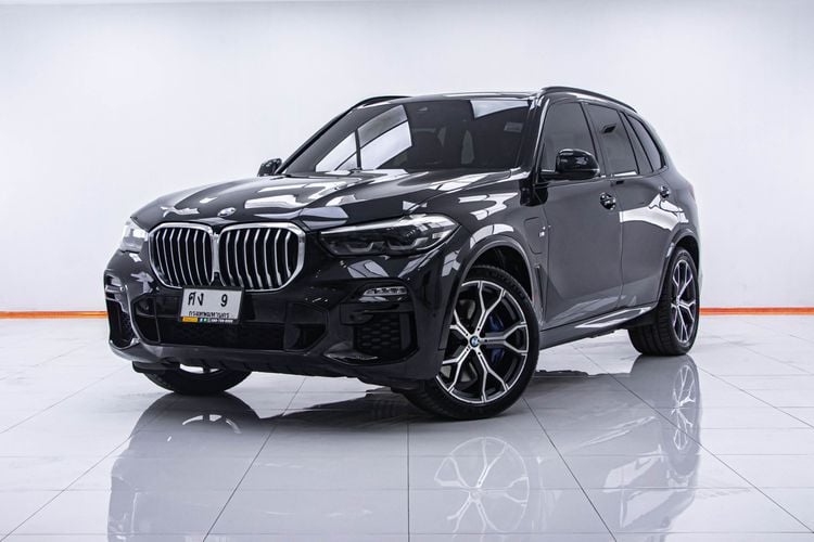 BMW X5 2021 3.0 xDrive45e M Sport 4WD Utility-car ไฮบริด ไม่ติดแก๊ส เกียร์อัตโนมัติ ดำ รูปที่ 4