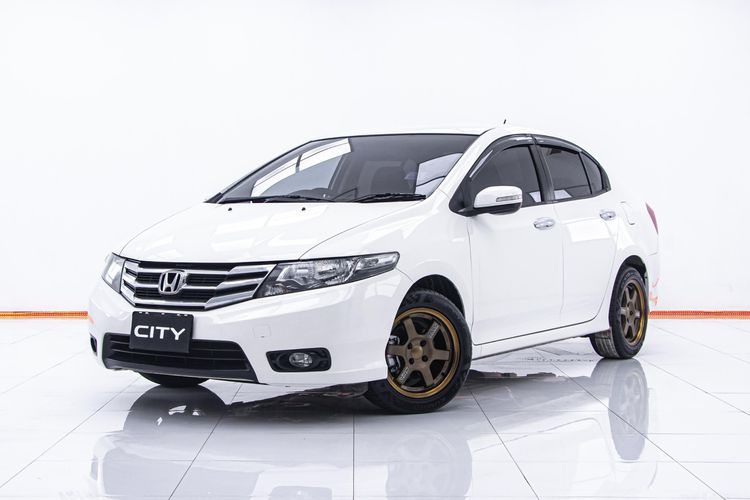Honda City 2013 1.5 Sv i-VTEC Sedan เบนซิน ไม่ติดแก๊ส เกียร์อัตโนมัติ ขาว รูปที่ 4