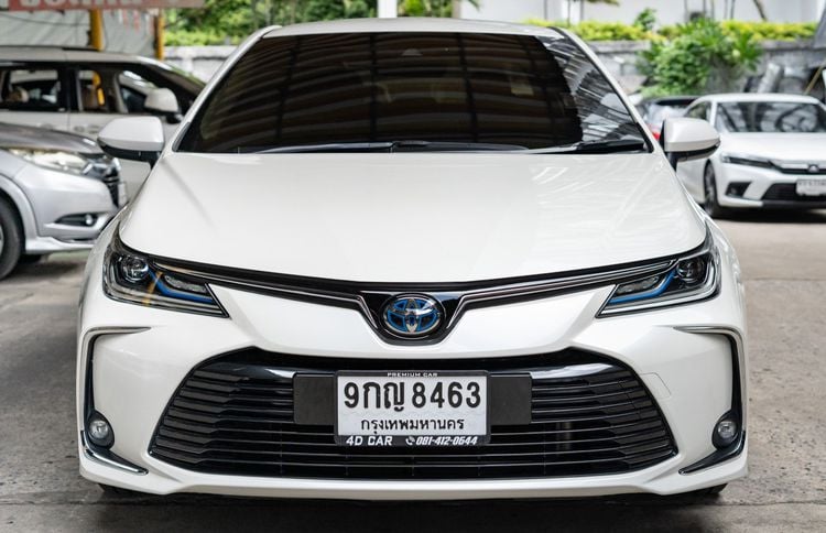 Toyota Altis 2019 1.8 Hybrid High Sedan ไฮบริด ไม่ติดแก๊ส เกียร์อัตโนมัติ ขาว
