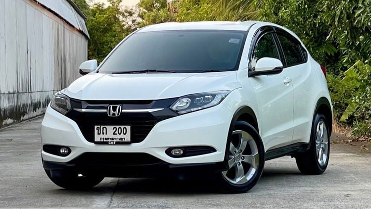 Honda HR-V 2015 1.8 E Sedan เบนซิน เกียร์อัตโนมัติ ขาว รูปที่ 3