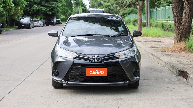 Toyota Yaris 2021 1.2 Entry Sedan เบนซิน ไม่ติดแก๊ส เกียร์อัตโนมัติ เทา รูปที่ 2