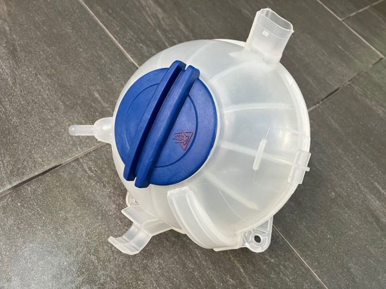 กระปุกพักน้ำ Coolant Volkswagen TSi ใส่ Passat cc Golf MK6 New Bettle รูปที่ 5