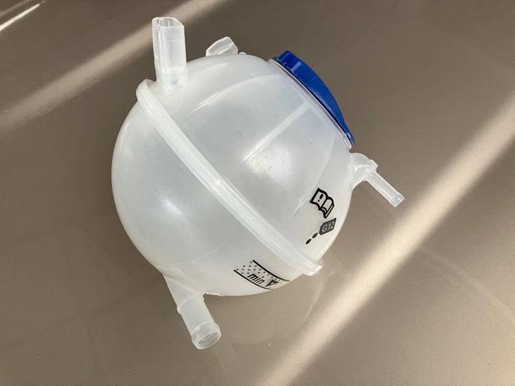  Coolant กระปุกพักน้ำ AUDI เครื่อง TFSi ใส่ TT, TTS , Q3 เบนซิน และ ดีเซล รูปที่ 5
