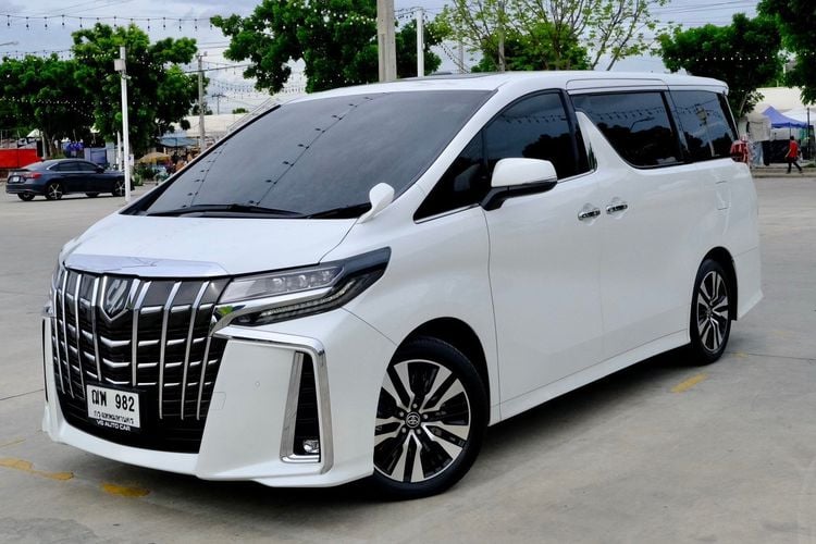 Toyota Alphard 2022 3.5 V Van เบนซิน ไม่ติดแก๊ส เกียร์อัตโนมัติ ขาว