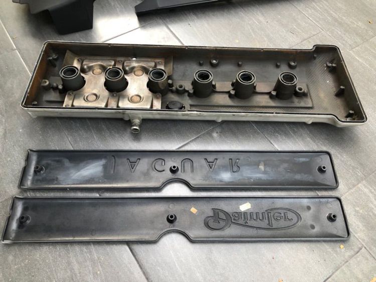 อะไหล่ Jaguar Daimler X300 XJ6 Sovereign คิ้วยาง กล่องเครื่องมือ ยางบังโคลน ของแท้ มือสอง รูปที่ 12