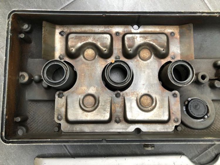 อะไหล่ Jaguar Daimler X300 XJ6 Sovereign คิ้วยาง กล่องเครื่องมือ ยางบังโคลน ของแท้ มือสอง รูปที่ 11