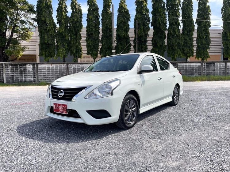 Nissan Almera 2018 1.2 V Sedan เบนซิน ไม่ติดแก๊ส เกียร์ธรรมดา ขาว