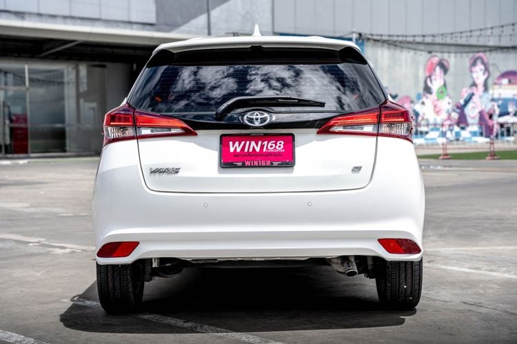 Toyota Yaris 2018 1.5 G Sedan เบนซิน ไม่ติดแก๊ส เกียร์อัตโนมัติ ขาว รูปที่ 4