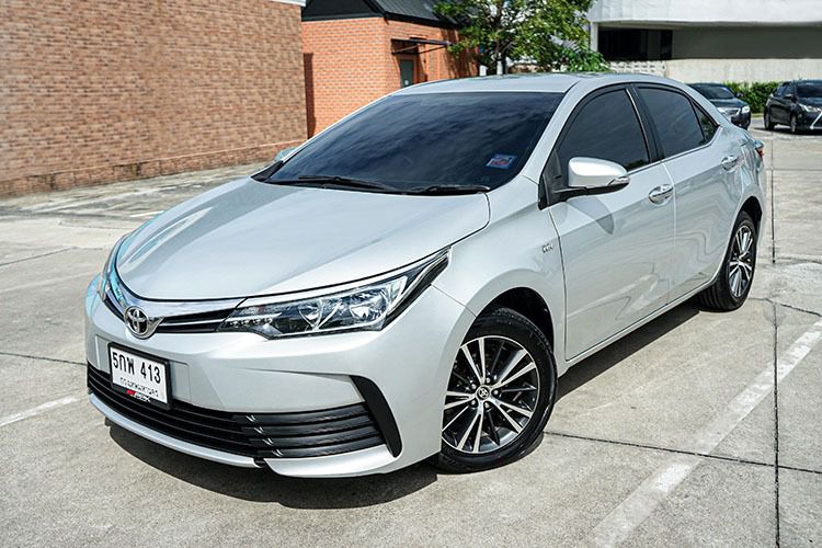Toyota Altis 2017 1.8 E Sedan เบนซิน ไม่ติดแก๊ส เกียร์อัตโนมัติ เทา รูปที่ 1