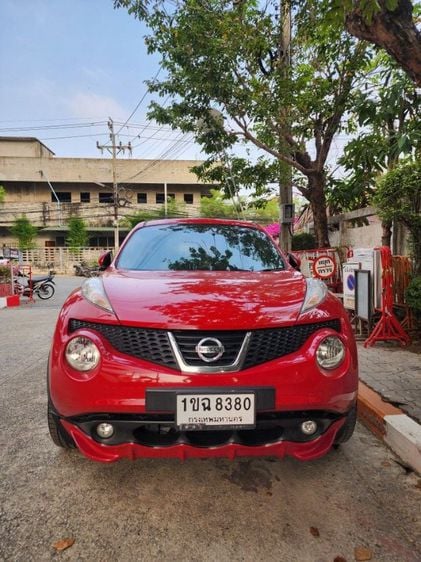 Nissan Juke 2014 1.6 V Sedan เบนซิน ไม่ติดแก๊ส เกียร์อัตโนมัติ แดง รูปที่ 2