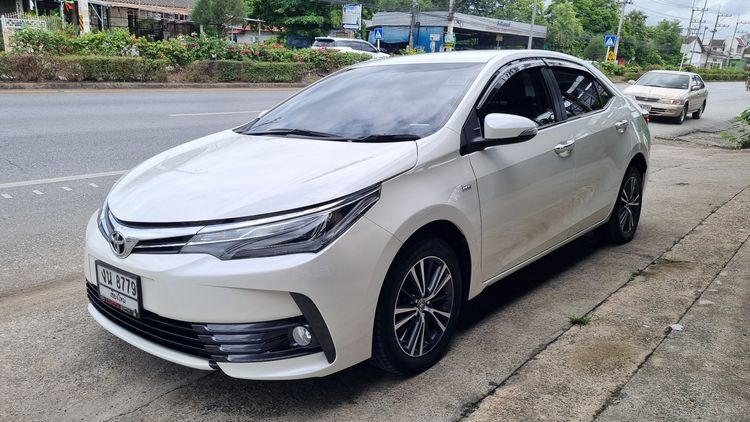 Toyota Altis 2018 1.8 V Sedan เบนซิน ไม่ติดแก๊ส เกียร์อัตโนมัติ ขาว รูปที่ 2