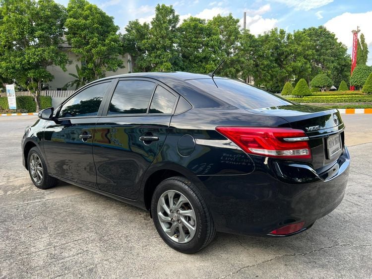 Toyota Vios 2019 1.5 Mid Sedan เบนซิน ไม่ติดแก๊ส เกียร์อัตโนมัติ ดำ รูปที่ 4