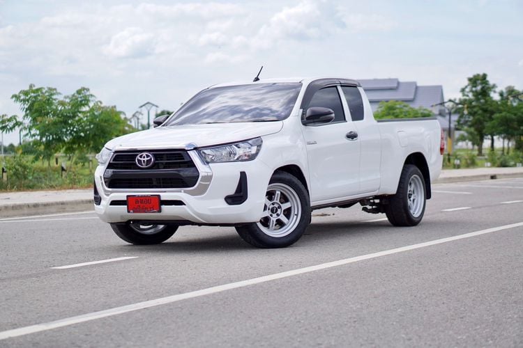 Toyota Hilux Revo 2021 2.4 Z Edition Entry STD Pickup ดีเซล ไม่ติดแก๊ส เกียร์ธรรมดา ขาว