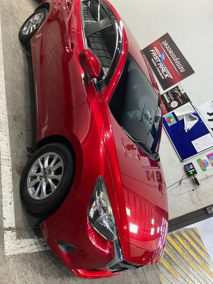 Mazda Mazda 2 2016 1.5 XD High Connect Sedan ดีเซล ไม่ติดแก๊ส เกียร์อัตโนมัติ แดง รูปที่ 4