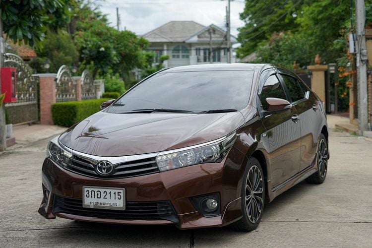 Toyota Altis 2014 1.8 Esport Sedan เบนซิน ไม่ติดแก๊ส เกียร์อัตโนมัติ น้ำตาล รูปที่ 2