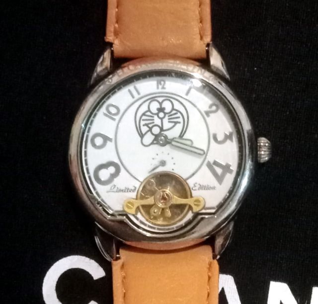 สแตนเลส เงิน นาฬิกาโดราเอมอนออโตเมติก ลิขสิทธิ์แท้ ผลิต3000เรือนจำหน่ายทั่วโลก..เรือนที่764ใน3000