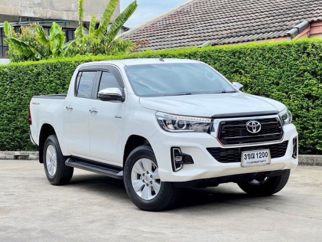 Toyota Hilux Revo 2019 2.4 E Pickup ดีเซล ไม่ติดแก๊ส เกียร์อัตโนมัติ ขาว