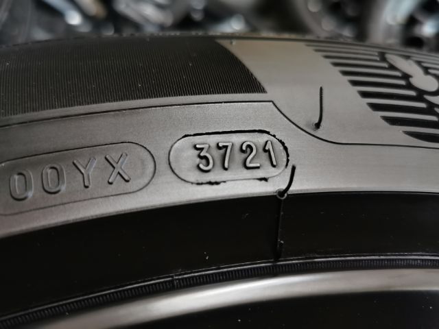 ล้อ​ MICKEY THOMPSON ขอบ​20​ (แม็ก​ใหม่)​ รูปที่ 5