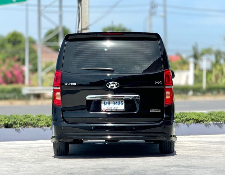 Hyundai H-1  2019 2.5 Deluxe Van ดีเซล ไม่ติดแก๊ส เกียร์อัตโนมัติ ดำ รูปที่ 4