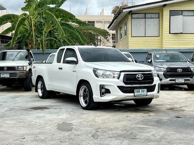 Toyota Hilux Revo 2019 2.4 Z Edition E Pickup ดีเซล ไม่ติดแก๊ส เกียร์ธรรมดา ขาว รูปที่ 1