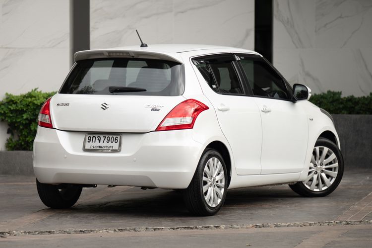 Suzuki Swift 2015 1.2 RX Sedan เบนซิน ไม่ติดแก๊ส เกียร์อัตโนมัติ ขาว รูปที่ 3