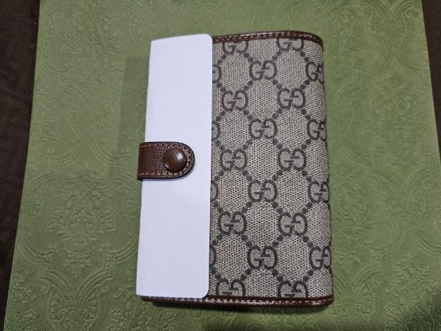 passport cover gucci แท้
อุปกรณ์ครบ, ออกshopไทย มีใบเสร็จ รูปที่ 16