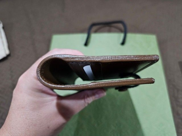 passport cover gucci แท้
อุปกรณ์ครบ, ออกshopไทย มีใบเสร็จ รูปที่ 13