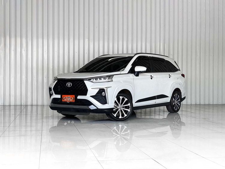 Toyota Veloz 2023 1.5 Premium Utility-car เบนซิน เกียร์อัตโนมัติ ขาว