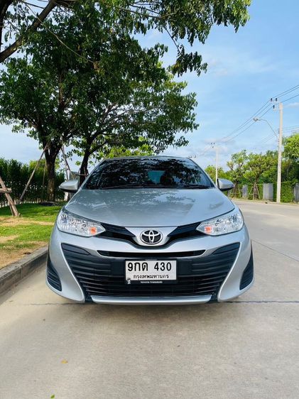 Toyota Yaris ATIV 2019 1.2 E Sedan เบนซิน ไม่ติดแก๊ส เกียร์อัตโนมัติ บรอนซ์เงิน รูปที่ 3