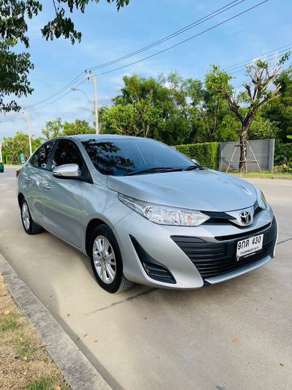 Toyota Yaris ATIV 2019 1.2 E Sedan เบนซิน ไม่ติดแก๊ส เกียร์อัตโนมัติ บรอนซ์เงิน รูปที่ 4