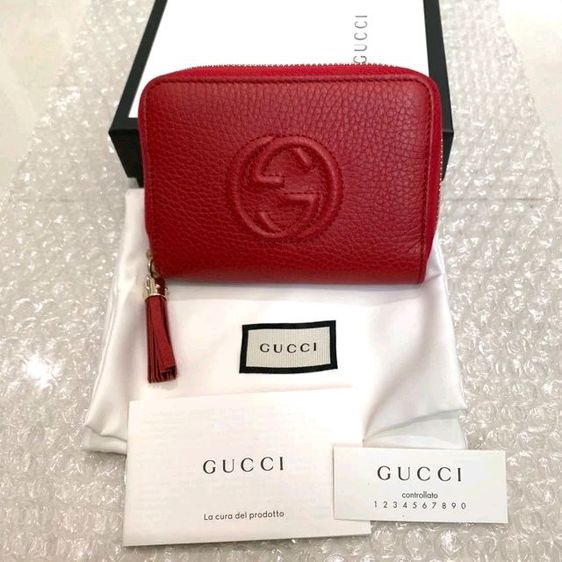 อื่นๆ หนังแท้ หญิง กระเป๋าสตางค์ Gucci สีแดง มือ 2 ปล่อยเพราะไม่ค่อยได้ใช้ กล่องการ์ดครบ GUCCI SOHO ZIP AROUND COIN 

