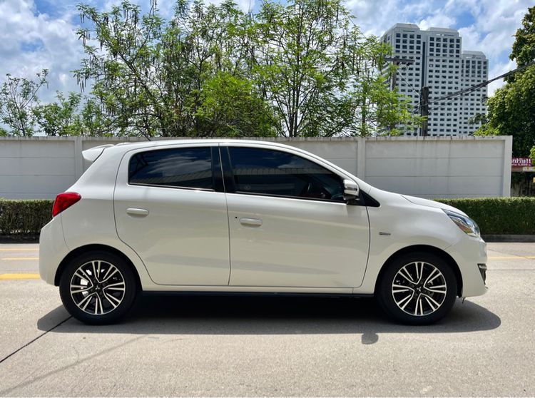 Mitsubishi Attrage 2019 1.2 GLS LTD Sedan เบนซิน ไม่ติดแก๊ส เกียร์อัตโนมัติ ขาว รูปที่ 3