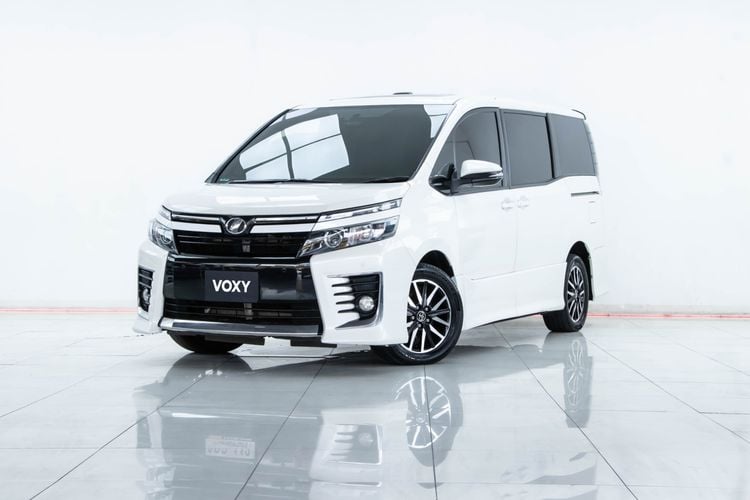 Toyota Voxy 2015 2.0 ZS Van เบนซิน ไม่ติดแก๊ส เกียร์อัตโนมัติ ขาว รูปที่ 4