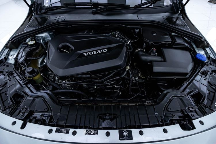 Volvo V60 2014 1.6 Drive Utility-car เบนซิน เกียร์อัตโนมัติ เทา รูปที่ 4