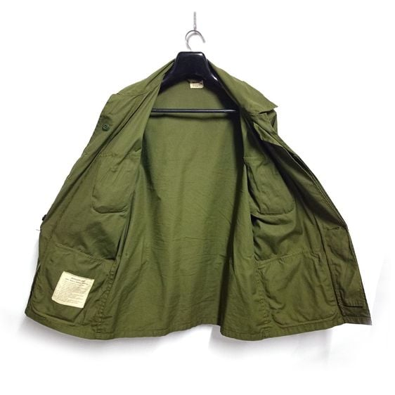 F013 เสื้อกระเป๋าเฉียง COAT MAN'S COMBAT TROPICAL 1st-Model Tropical Jacket  By Buzz Ricksons  รูปที่ 6