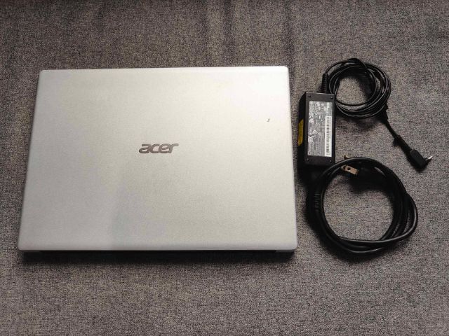 Aspire series วินโดว์ 4 กิกะไบต์ USB ไม่ใช่ ขาย โน้ตบุค Acer Aspire 3 