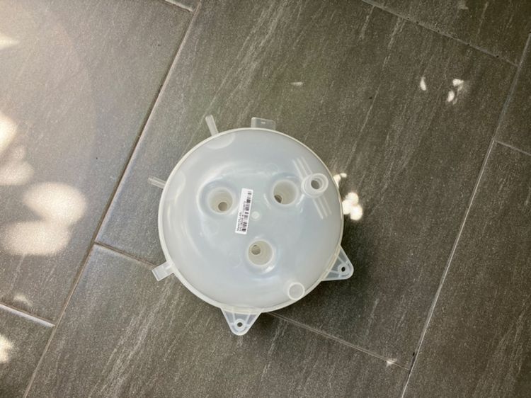 กระปุกพักน้ำ สไปรอน พวงมาลัย Volkswagenใส่ Volk Caravelle T5 , T5.1 , T5.2 รุ่นเครื่องยนต์ Diesel ดีเซล และ เบนซิน รูปที่ 7