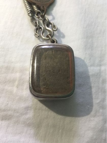 พระเครื่องบูชา รูปที่ 2