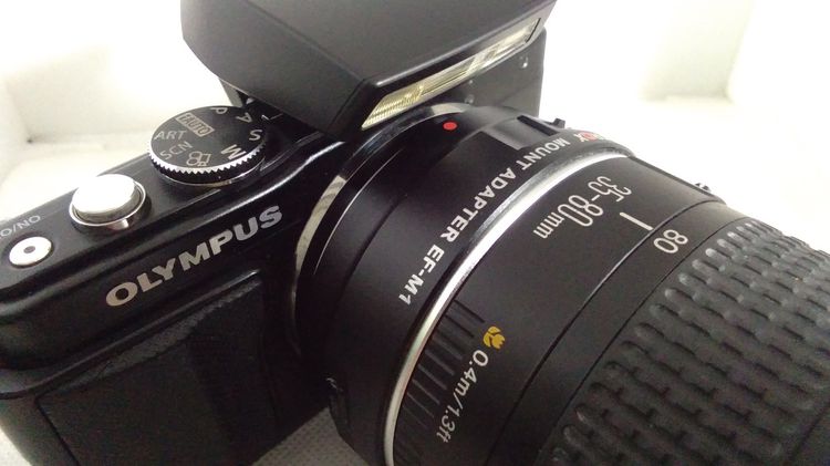 กล้องมิลเลอร์เลส ไม่กันน้ำ ด่วน ต่อรองได้ สิงห์ดำ Olympus PEN EP-L5 อุปกรณ์เพียบๆ ล้นๆ ยกชุด